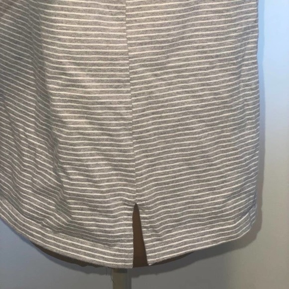 White/Grey Striped Long Sleeve GAP Top sz XL - Picture 3 of 6